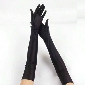 Black Opera Gloves